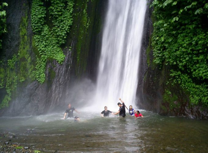 munduk singaraja bali buleleng waterfalls munduk waterfall singaraja bali places places to visit bali places to visit swimming