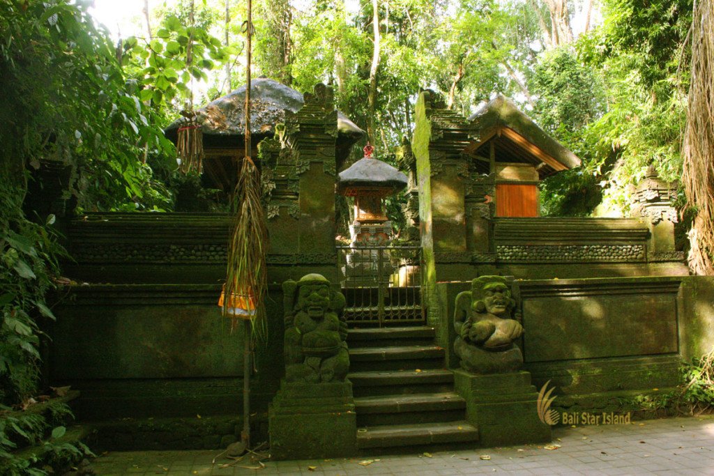 beji temple, ubud, monkey, forest, bali, places, interest, ubud monkey forest, monkey forest, places of interest, bali places of interest, places to visit