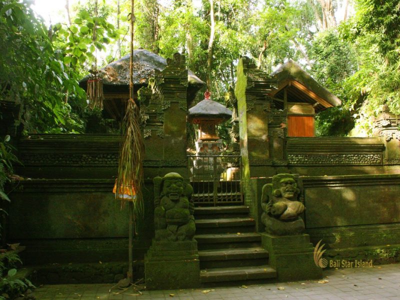 beji temple, ubud, monkey, forest, bali, places, interest, ubud monkey forest, monkey forest, places of interest, bali places of interest, places to visit