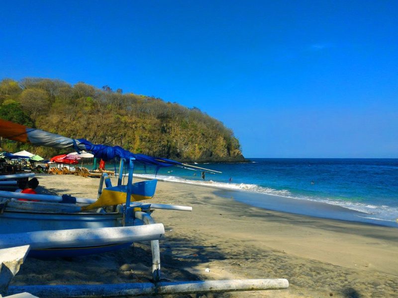 bali, beach, hidden beach, virgin beach, virgin beach bali, white sand, white sandy beach, place of interest, traditional boat, local society