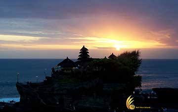 Tanah Lot Temple with a Beautiful Sunset
