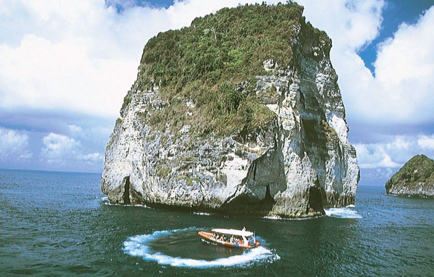Three Islands Day Cruise – Ocean Rafting Bali Hai Cruises