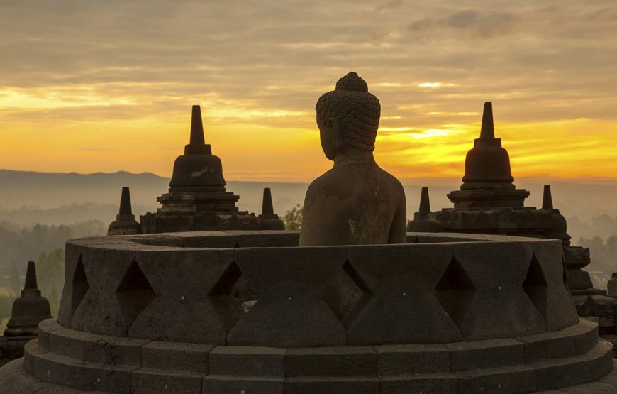 Borobudur Sunrise and Dieng Plateau in 3 Days 2 Nights program (YOG.05)