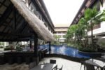 holiday inn resort, holiday inn resort benoa, tanjung benoa resort, pool bar, holiday inn benoa pool bar