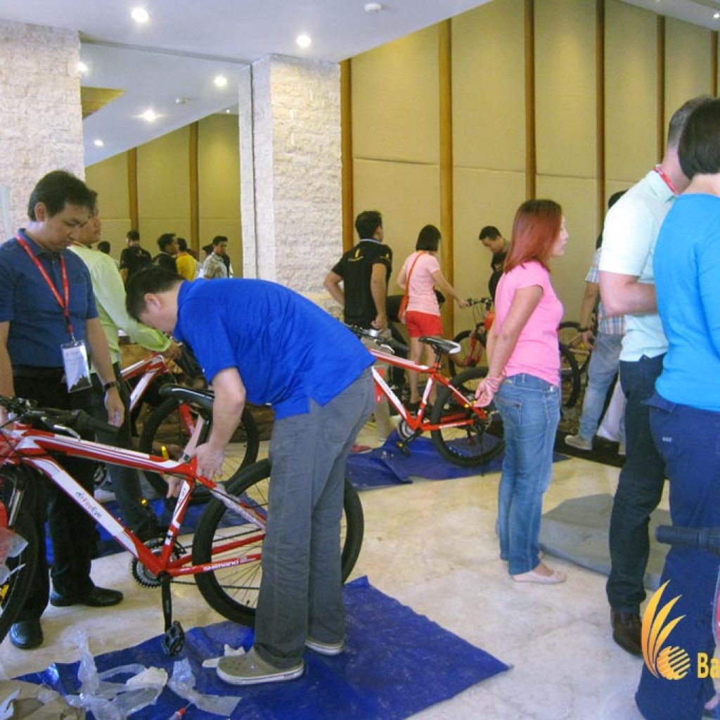 service, corporate social responsibility