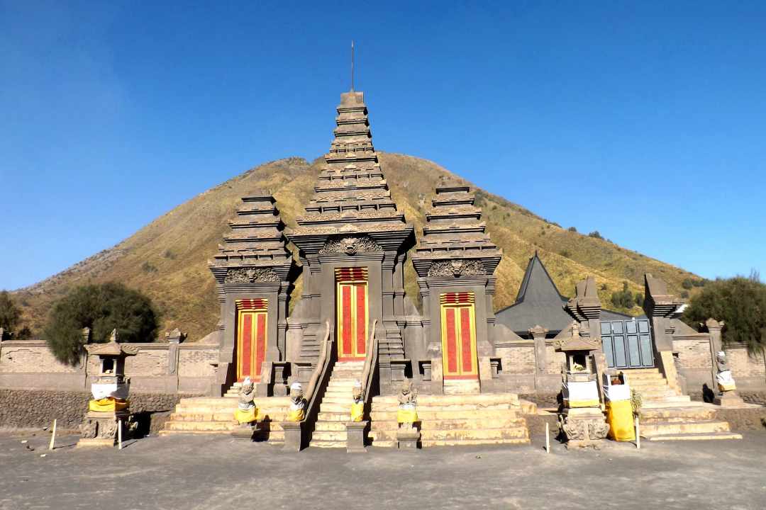 Bromo Mountain, Bromo Tengger Semeru National Park, East Java travel guide