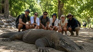 Komodo Trip, Komodo Island Tour, Komodo National Park, Padar Island Viewpoint, Komodo Dragon Experience, Komodo Liveaboard Trip, Labuan Bajo Tour, Komodo Boat Trip, bali star island