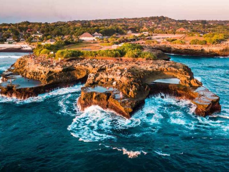 Devil's Tears, Devil's Tears Bali, Nusa Lembongan Tourist Attraction, Nusa Lembongan Attractions, Bali Coastal Attraction, Nusa Lembongan Sunset Spot, Devil's Tears Viewpoint, Things to Do in Nusa Lembongan, Bali Star Island