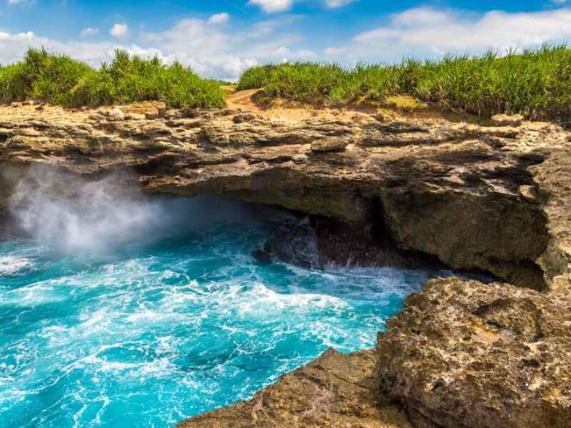 Devil's Tears, Devil's Tears Bali, Nusa Lembongan Tourist Attraction, Nusa Lembongan Attractions, Bali Coastal Attraction, Nusa Lembongan Sunset Spot, Devil's Tears Viewpoint, Things to Do in Nusa Lembongan, Bali Star Island