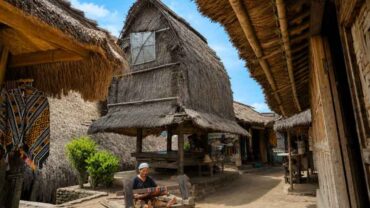 Sade Village Fire, Sade Traditional Village, Sade Village Lombok, Sasak Culture Lombok, Sasak Traditional Village, Traditional Sasak Weaving, Traditional Village in Lombok, Lombok Cultural Tourism, Indonesia update, bali star island