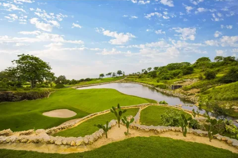 Bukit Pandawa Golf course overlooking the Indian Ocean in Bali